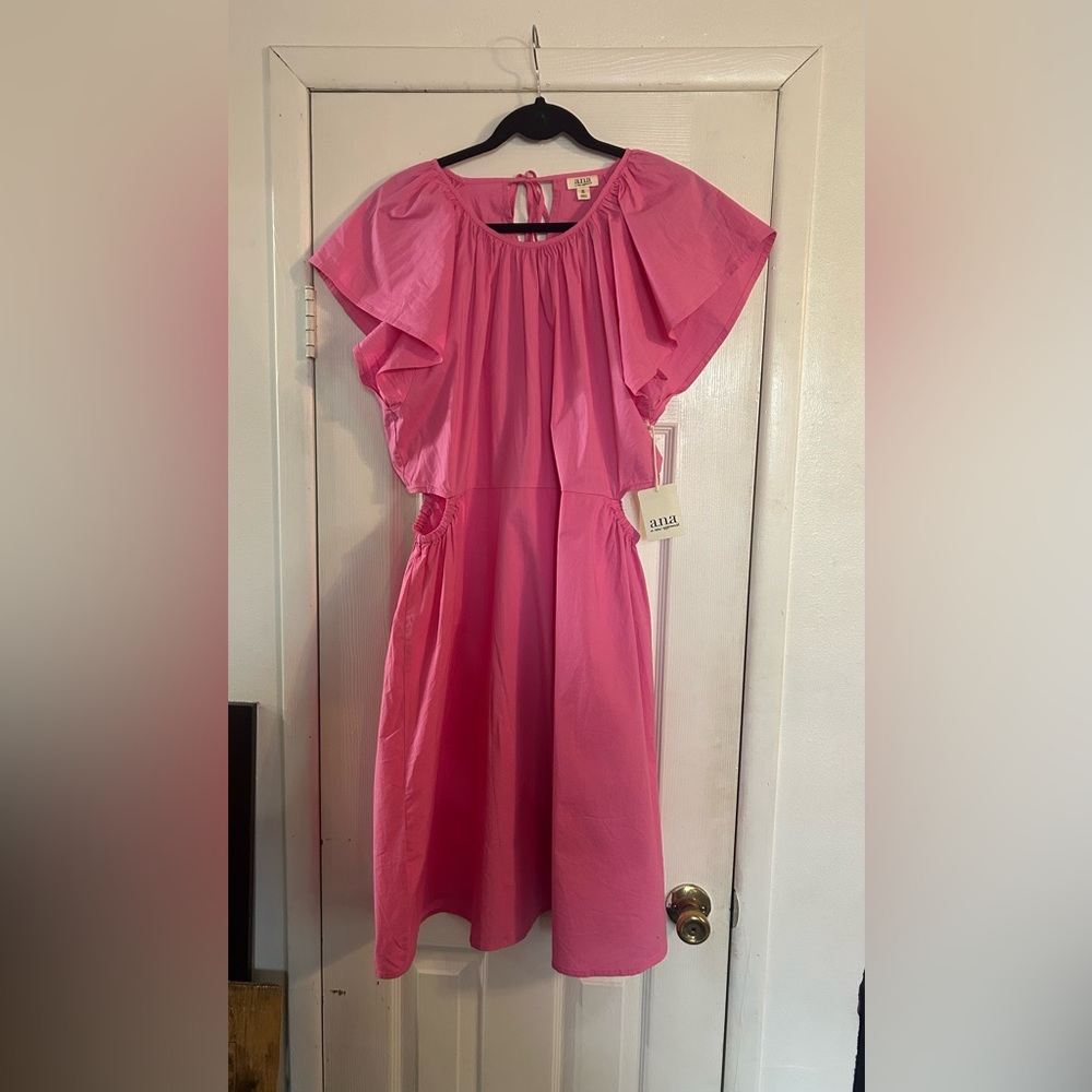 NWT!! Pink Flutter Sleeve Dress🩷